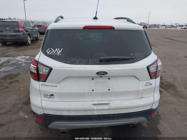 1FMCU9GD4JUA85722 Ford ESCAPE SE