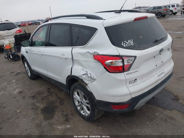 2018 FORD ESCAPE 1FMCU9GD4JUA85722 Photo 2