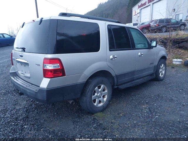 44351380 :رقم المزاد ، 1FMFU16537LA47292 vin ، 2007 Ford Expedition Xlt مزاد بيع