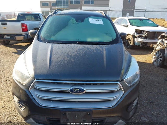 1FMCU0GD0JUA75412 Ford ESCAPE SE