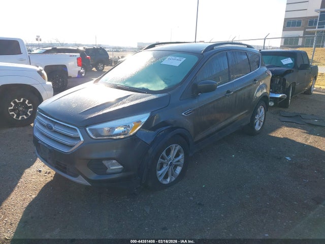 1FMCU0GD0JUA75412 Ford ESCAPE SE