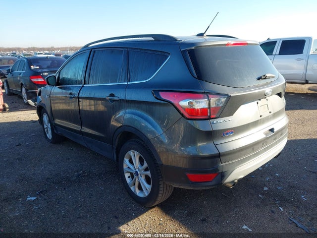 1FMCU0GD0JUA75412 Ford ESCAPE SE