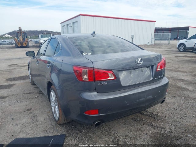 44351414 :رقم المزاد ، JTHCF5C2XC5058970 vin ، 2012 Lexus Is 250 مزاد بيع