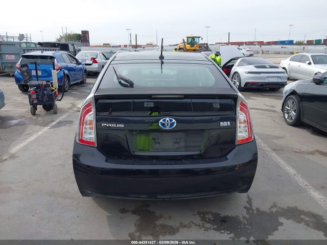Toyota Prius Four 2014 JTDKN3DU7E1751414 Image 17