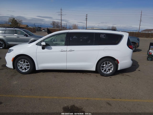 Chrysler Pacifica Touring L 2023 2C4RC1BG0PR520505 Image 15