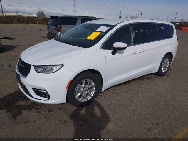 2023 CHRYSLER PACIFICA 2C4RC1BG0PR520505 Photo 1