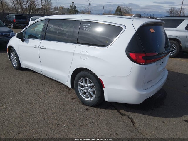 2023 CHRYSLER PACIFICA 2C4RC1BG0PR520505 Photo 2