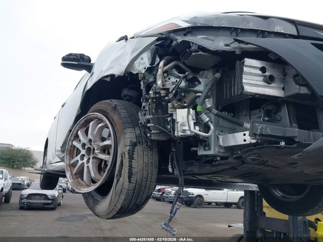 JTDKAMFP9N3212483 Toyota Prius Prime Xle