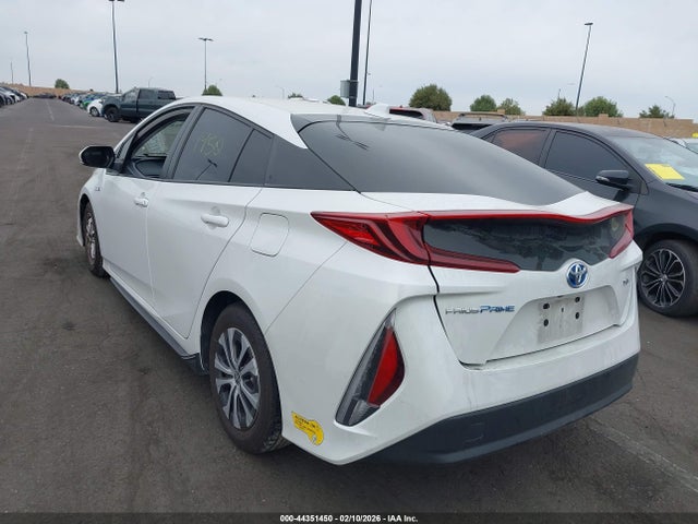 2022 TOYOTA PRIUS PRIME JTDKAMFP9N3212483 Photo 2