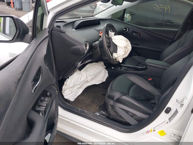 2022 TOYOTA PRIUS PRIME JTDKAMFP9N3212483 Photo 4