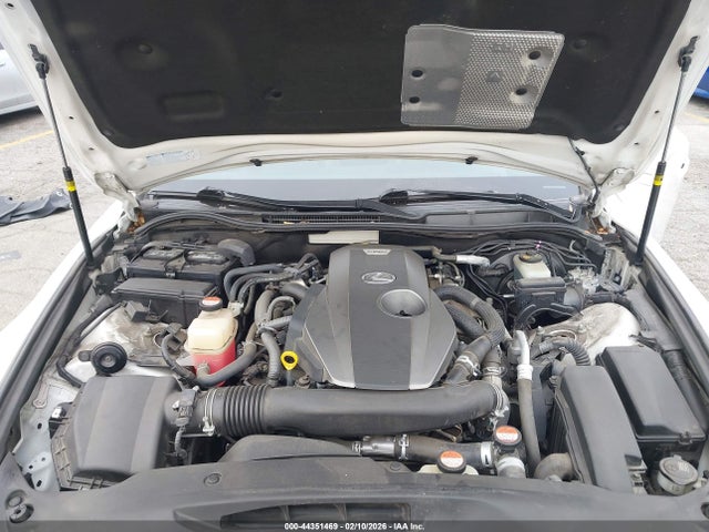 Lexus IS 200T 2016 JTHBA1D26G5014410 Image 10