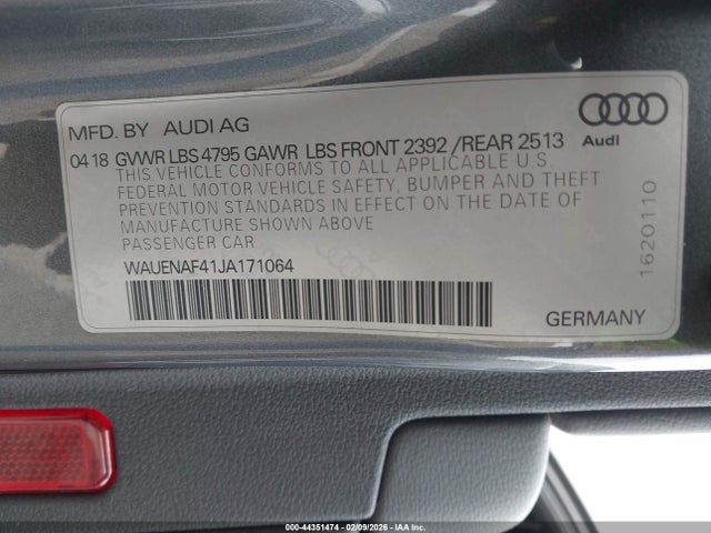 2018 AUDI A4 WAUENAF41JA171064 Photo 8