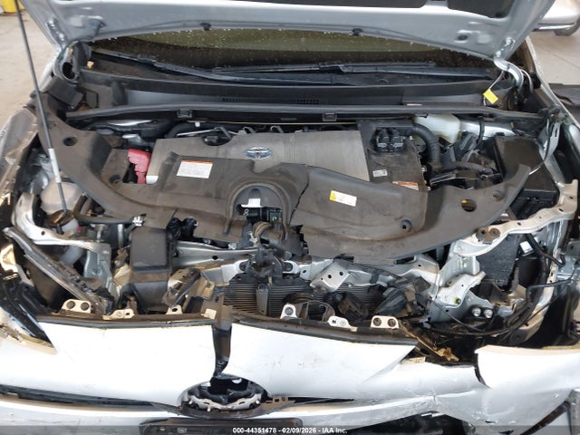 JTDL9MFU4M3025802 Toyota Prius Le Awd-e