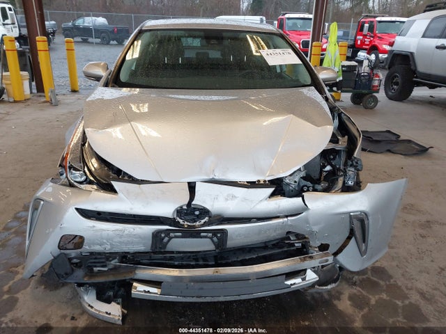 JTDL9MFU4M3025802 Toyota Prius Le Awd-e