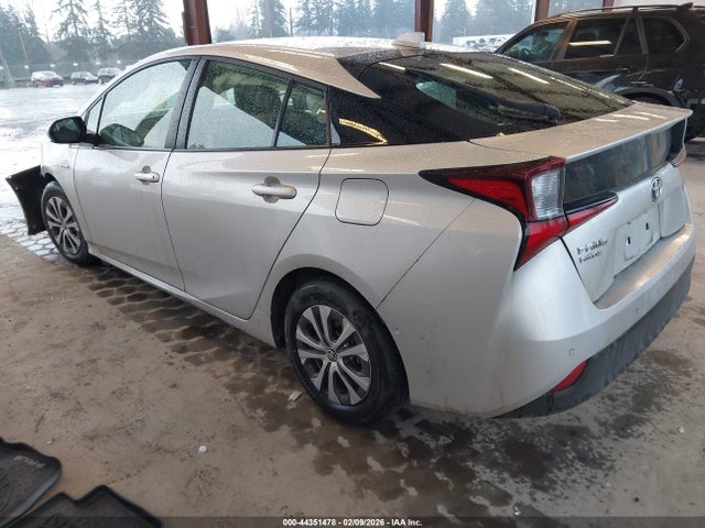JTDL9MFU4M3025802 Toyota Prius Le Awd-e