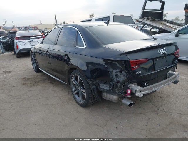 2018 AUDI A4 WAUENAF46JA108638 Photo 2