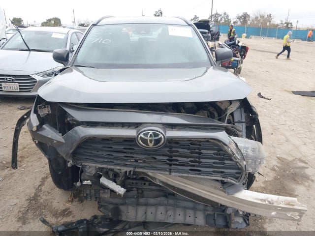 Toyota RAV4 LE 2021 2T3H1RFV6MC157719 Image 12