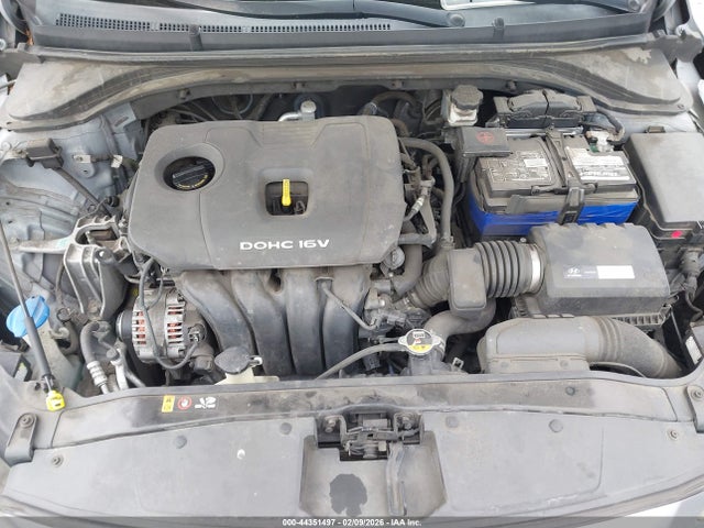 5NPD84LF0HH025626 Hyundai ELANTRA SE