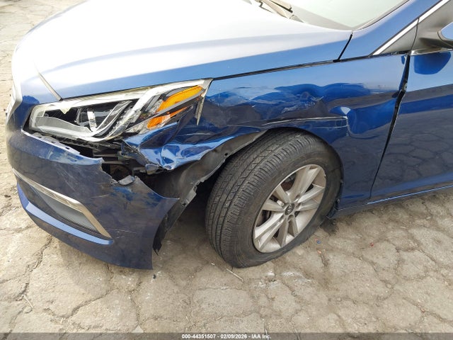Hyundai SONATA SE 2015 5NPE24AF5FH231630 Image 6