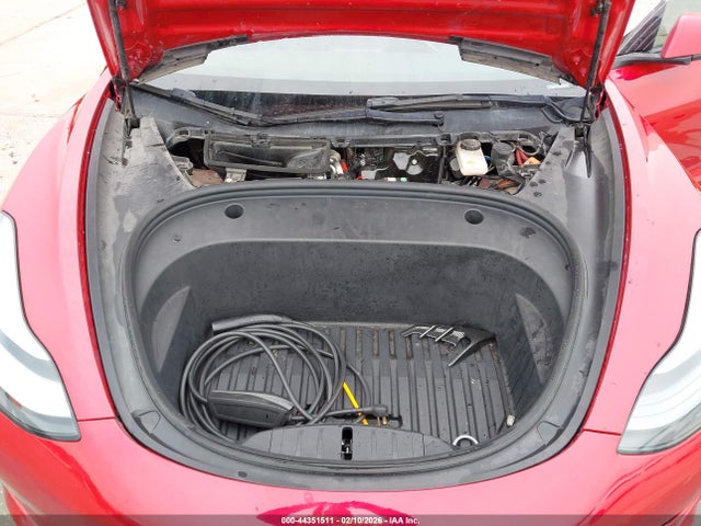 44351511 :رقم المزاد ، 5YJ3E1EB9NF258735 vin ، 2022 Tesla Model 3 Long Range Dual Motor All-wheel Drive مزاد بيع