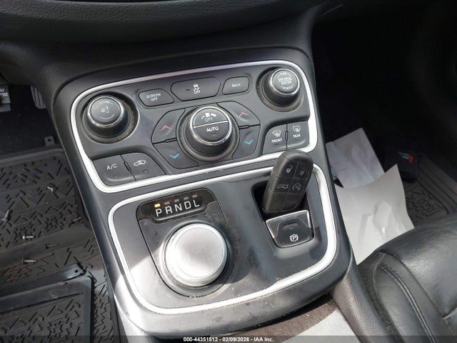 Aukcja sprzedaży 2015 Chrysler 200 C, vin: 1C3CCCCB0FN576142, numer aukcji: 44351512