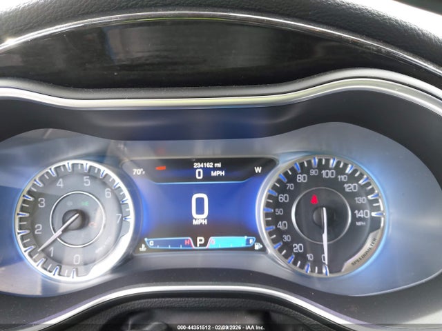 Aukcja sprzedaży 2015 Chrysler 200 C, vin: 1C3CCCCB0FN576142, numer aukcji: 44351512