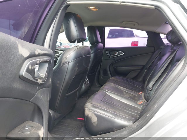 Aukcja sprzedaży 2015 Chrysler 200 C, vin: 1C3CCCCB0FN576142, numer aukcji: 44351512