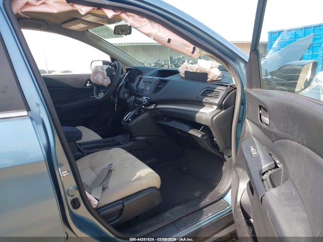2HKRM3H42GH556831 Honda CR-V SE