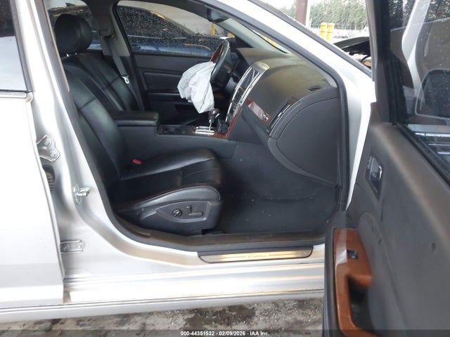 2011 CADILLAC STS 1G6DW6ED2B0160885 Photo 4