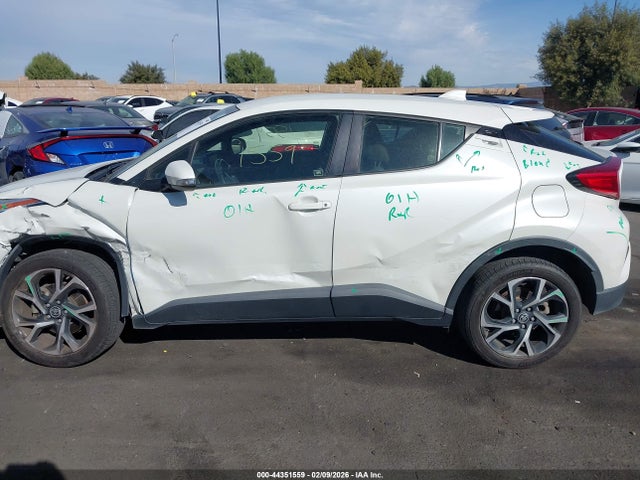 JTNKHMBX7M1102202 Toyota C-HR XLE