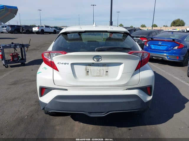 JTNKHMBX7M1102202 Toyota C-HR XLE