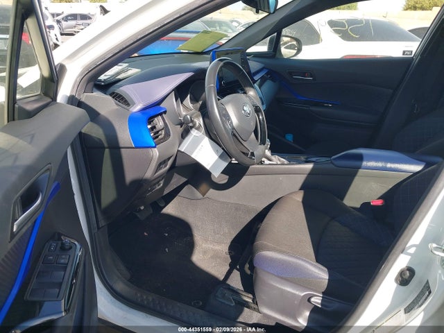 JTNKHMBX7M1102202 Toyota C-HR XLE