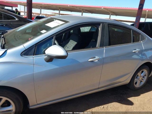 1G1BE5SM9H7168156 Chevrolet Cruze Lt Auto