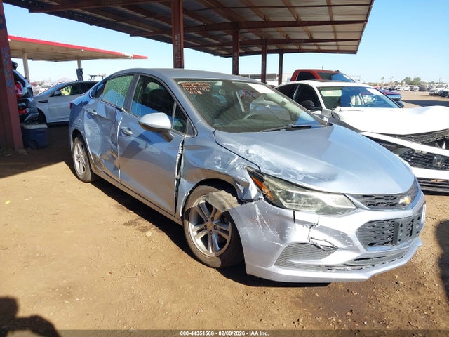 2017 CHEVROLET CRUZE 1G1BE5SM9H7168156 Photo 5