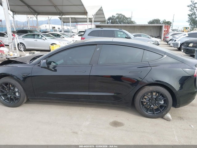 Продажа на аукционе авто 2019 Tesla Model 3 Long Range/mid Range/standard Range/standard Range Plus, vin: 5YJ3E1EA8KF402648, номер лота: 44351570