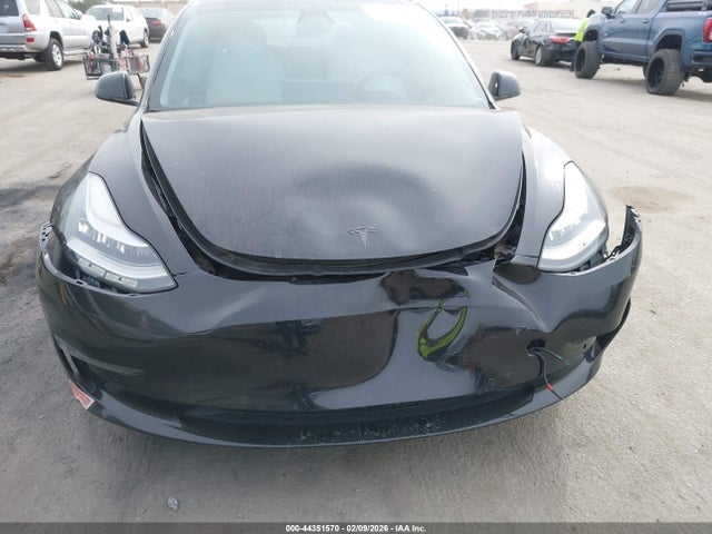 2019 TESLA MODEL 3 5YJ3E1EA8KF402648 Photo 5