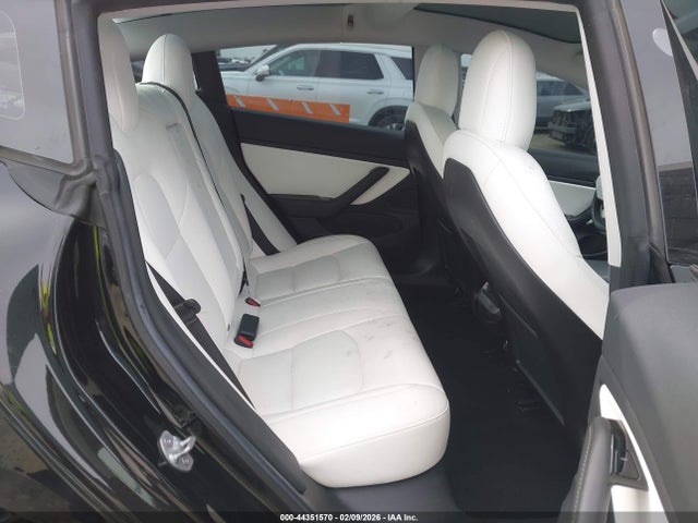2019 TESLA MODEL 3 5YJ3E1EA8KF402648 Photo 7