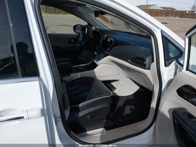 2023 CHRYSLER PACIFICA 2C4RC1GG7PR530876 Photo 4