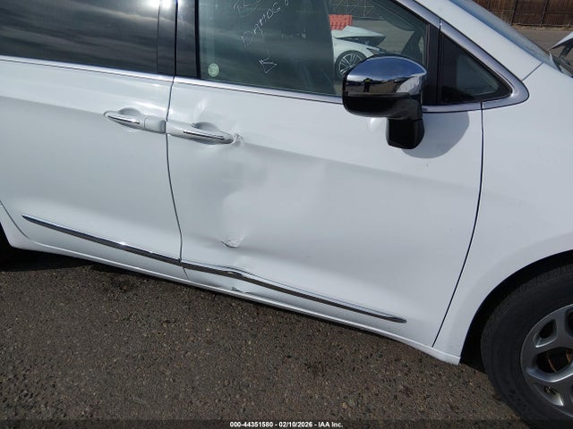 2023 CHRYSLER PACIFICA 2C4RC1GG7PR530876 Photo 5