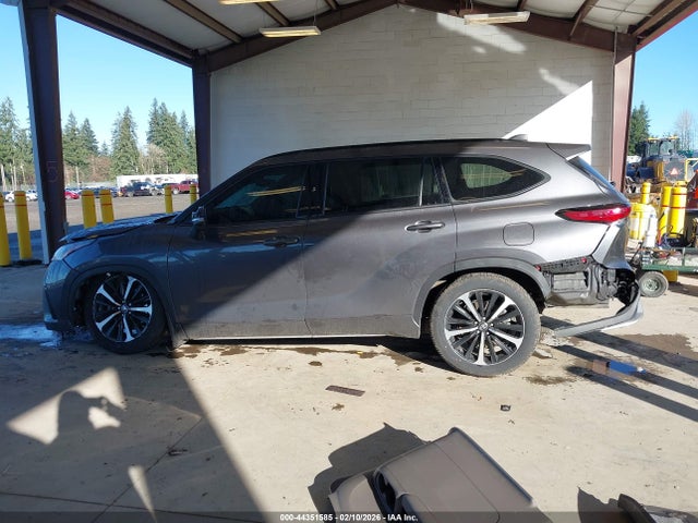 5TDLZRBH9MS127620 Toyota Highlander Xse