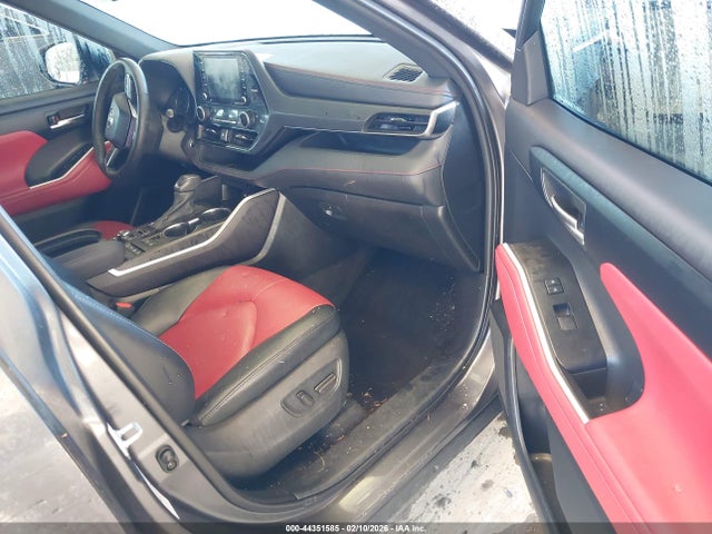5TDLZRBH9MS127620 Toyota Highlander Xse