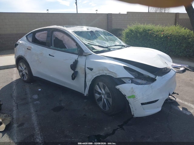 2023 TESLA MODEL Y 7SAYGAEEXPF742736