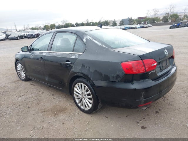 Продаж на аукціоні авто 2011 Volkswagen Jetta 2.5l Sel, vin: 3VWLZ7AJ8BM307223, номер лоту: 44351612
