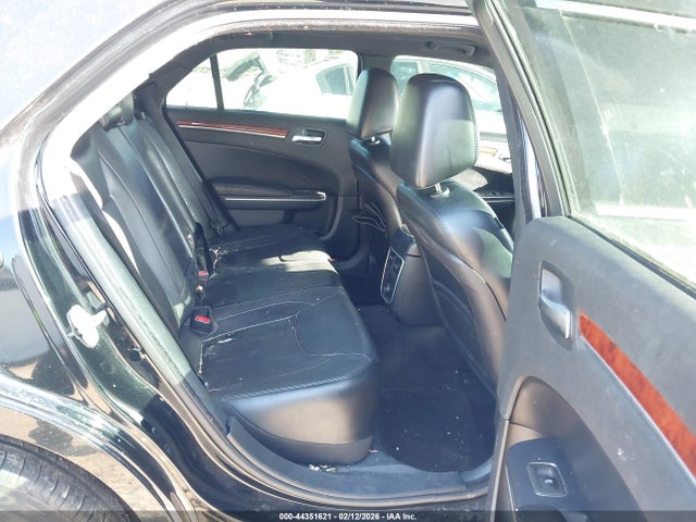 Продажа на аукционе авто 2013 Chrysler 300 Motown, vin: 2C3CCAAGXDH515177, номер лота: 44351621