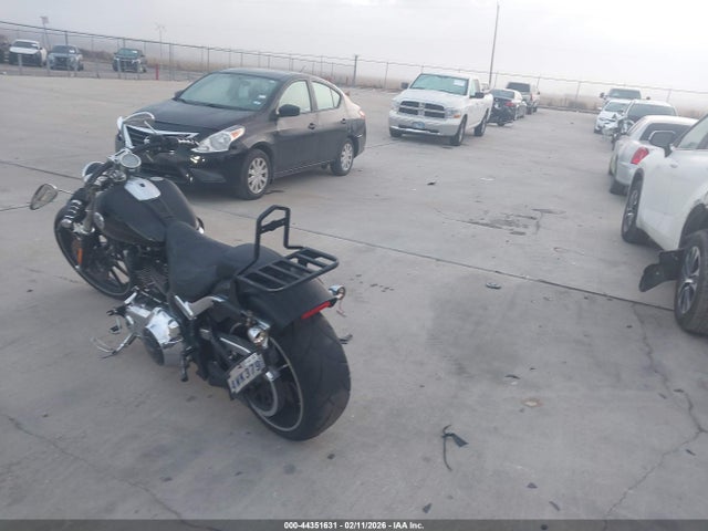 2014 HARLEY-DAVIDSON FXSB 1HD1BFV12EB019808 Photo 2