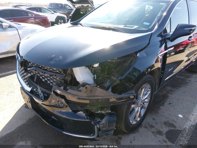 Продаж на аукціоні авто 2022 Buick Enclave Awd Avenir, vin: 5GAEVCKW2NJ160779, номер лоту: 44351643