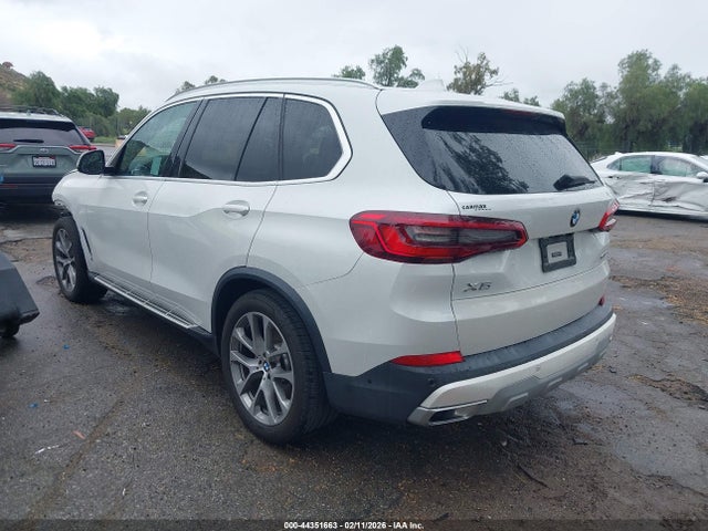 5UXCR4C09LLE30376 BMW X5 Sdrive40i