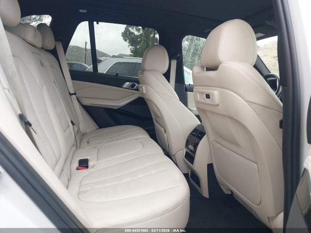 5UXCR4C09LLE30376 BMW X5 Sdrive40i