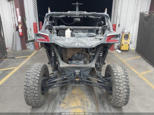 3JBVDAW24JK000010 Can-Am Maverick X3