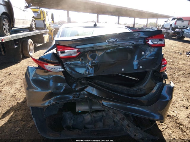 3FA6P0UU7JR279120 Ford Fusion Hybrid S